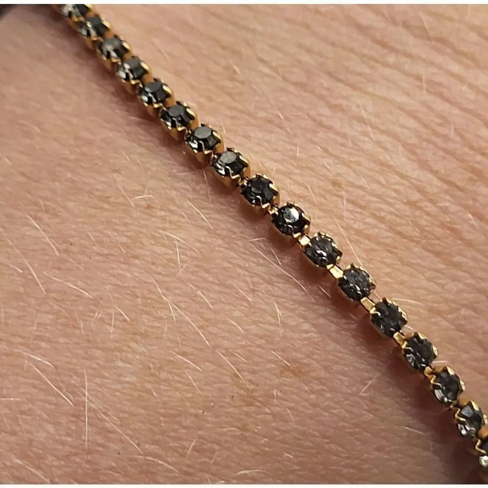 Crystal Rhinestone Bracelet 7in - Picture 3 of 3